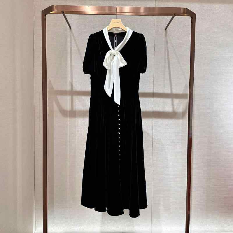 レディース 衣裳 秋 ロング丈 天鵞絨 黒いこと リボン結び シュロの葉 シングル名取り草 雅びやか 雅びやか フレンチ表現スタイル 御召しもの フォーマル 普段使い