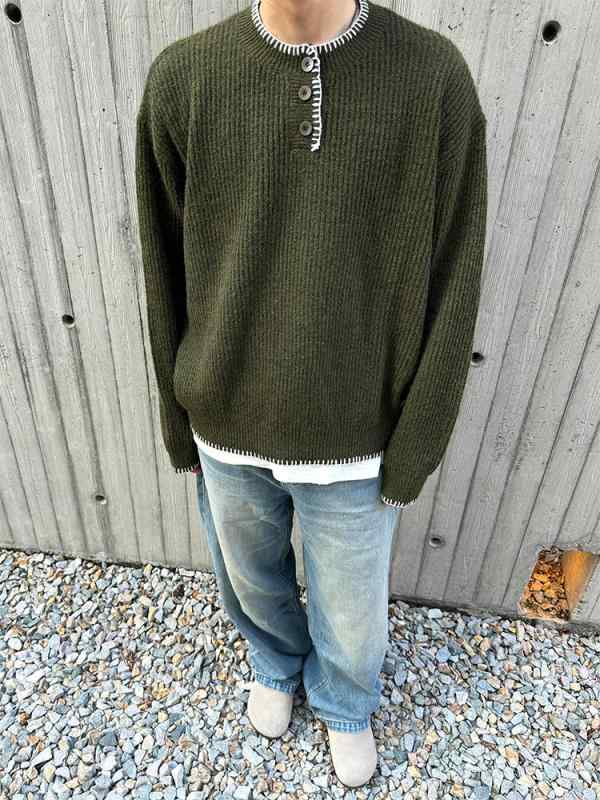 ニットセーター メンズ 秋冬 レトロ ヘンリーネック ゆったり 高級感 アメリカンスタイル カジュアル トップス 暖か ウール調 長袖 レイヤード 普段使い