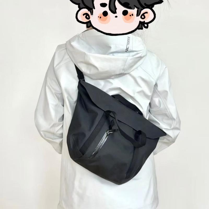 トートバッグ メンズ レディース 旅する用 8L 40L アウトドア 余暇 曲がったがけ 片肩 飛脚屋 御手々持ちはこび 多役立つこと 軽さ 普段使い
