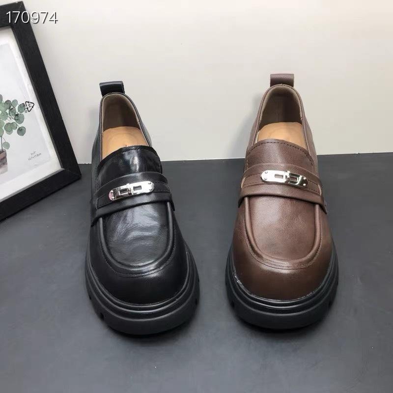 ローファー レディース 厚底 革靴 小さめ フラットシューズ 春 普段使い 快適 軽量 高級感 ブラック ベージュ