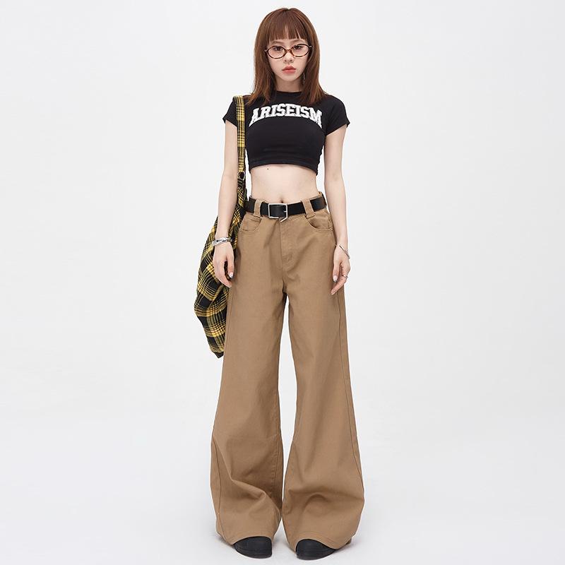 デニムパンツ ワイドレッグ 中腰 ラテブラウン 単色 ゆったり ロング丈 フルレングス カジュアル ボトムス ストレッチ デニム素材 普段使い ライトブラウン ミッドライズ ルーズフィット