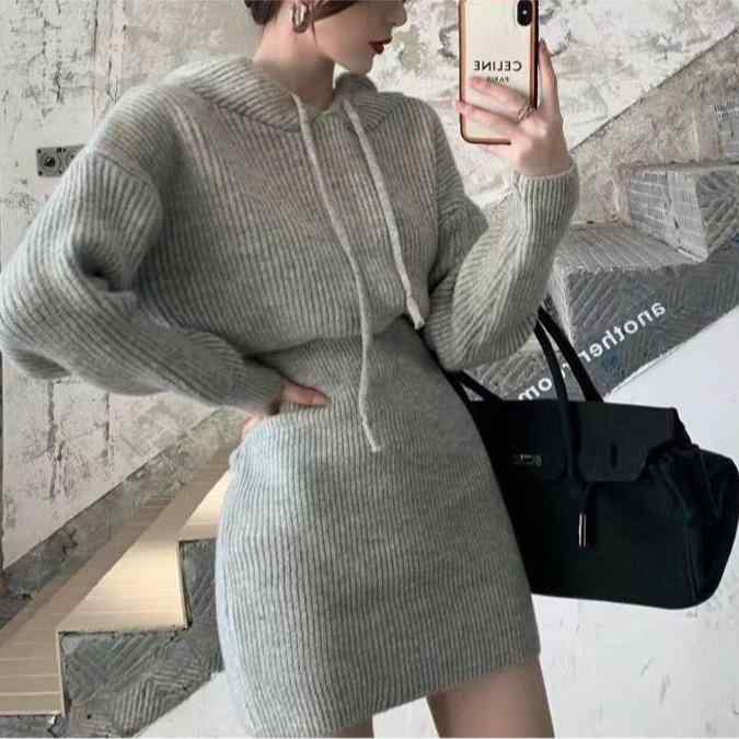 ワンピース レディース フード付き 厚手 ニット 包臀スカート 秋冬 スタイリッシュ ヤング ウエストシェイプ スリムフィット 暖か 伸縮性 レイヤード