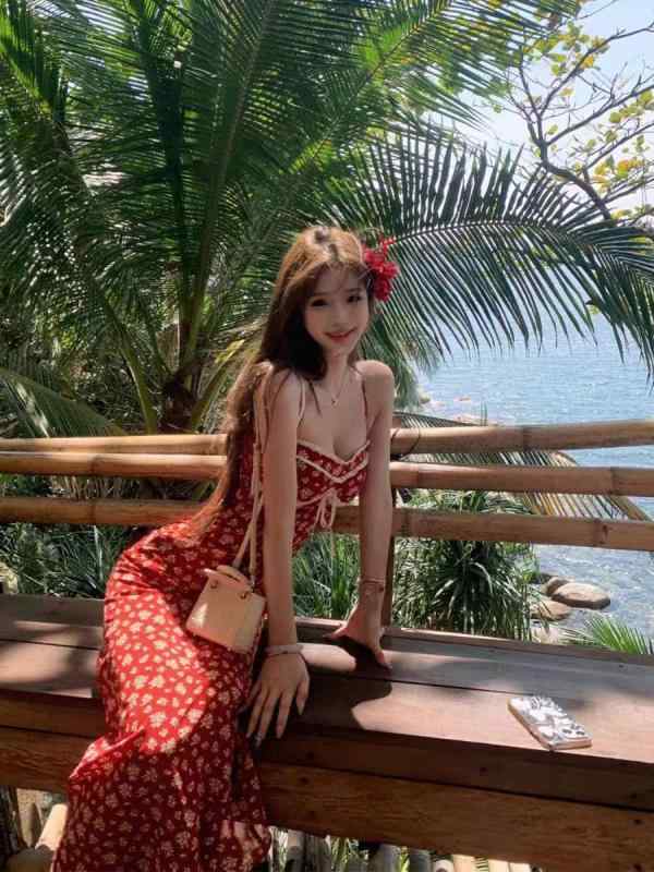 レディース ワンピース 夏 海辺 リゾート バカンス 花柄 中長丈 ウエストイン 短丈 フレア スカート 軽量 コットン 混 素材 爽やか スタイル
