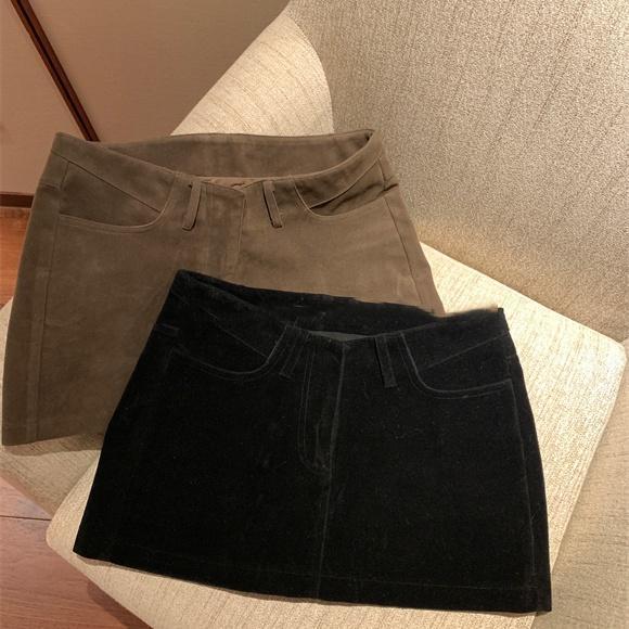 スカート ブラック Aライン ハイウエスト ヒップハグ スリムフィット 春秋 モードデザイン 高級感 伸縮性 ボディコンシルエット