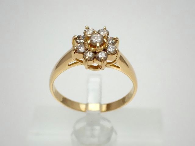 【新品仕上げ済】K18 ダイヤモンドリング/お花/イエローゴールド/ダイヤモンド0.50ct/#10/2.3g【質屋出店】【送料無料】【中古】|みよし質屋