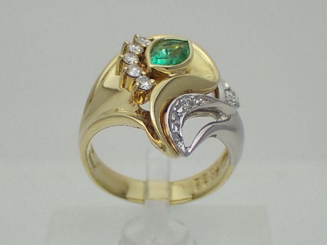 K18／Pt900　エメラルドリング／E0.48／D0.22／イエローゴールド／11号／9.6g／ソーティング／Emerald　ring 【質屋出店】【送料無料】【中古】