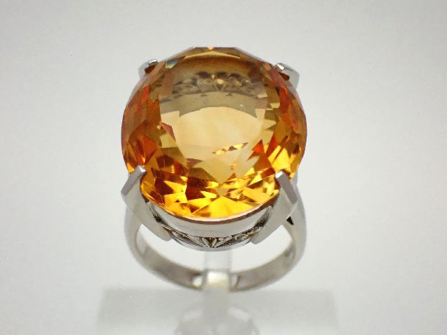 Pm900（Pt900）　シトリンリング　9.4号／17.0g／黄水晶 Citrin 【質屋出店】【送料無料】【中古】