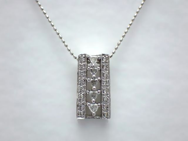 K18WG／18K　ダイヤモンドペンダントネックレス／ホワイトゴールド／ダイヤモンドT0.19ct／ダイヤモンド0.16ct／フリーチェーン／3.5g【質屋出店】【送料無料】｜みよし質屋