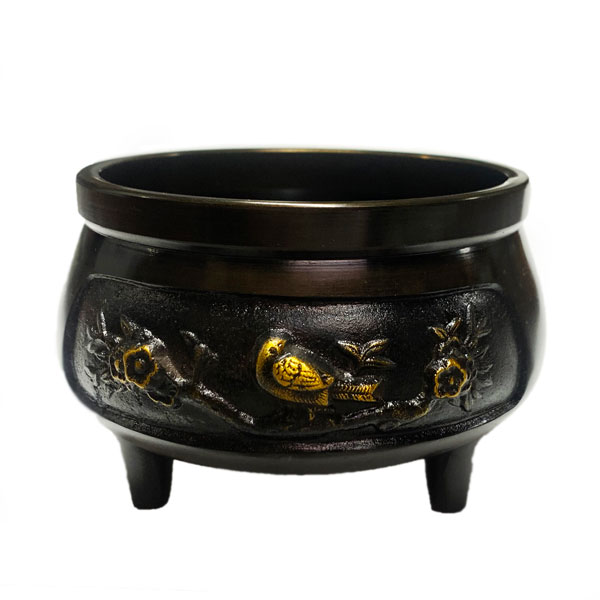 黒光色 花鳥机上香炉 ３．５号 ３．５寸 香呂 線香立て 仏具 鋳込み 金管楽器製 こっこうしょく  【20260608】