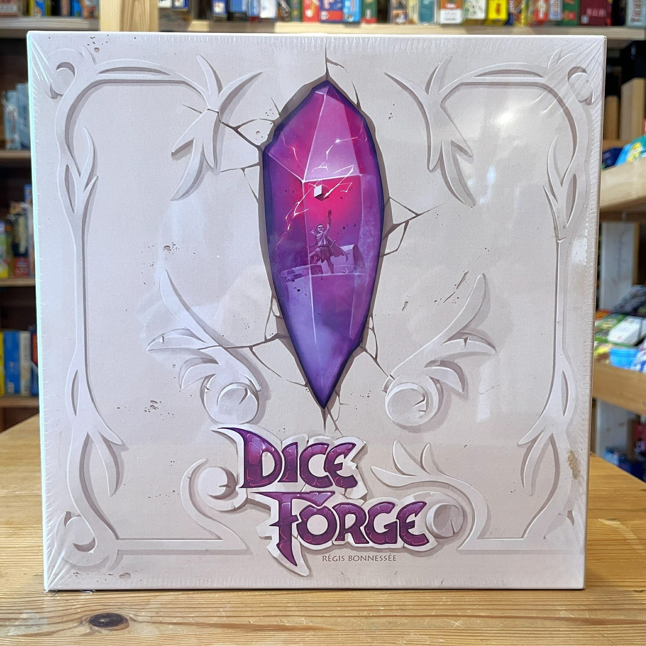 ダイスフォージ DiceForge 余暇活動ジャパン 骰子を切り換える 運と電気容量の平衡にする 2人から4人 言い伝えの分野観
