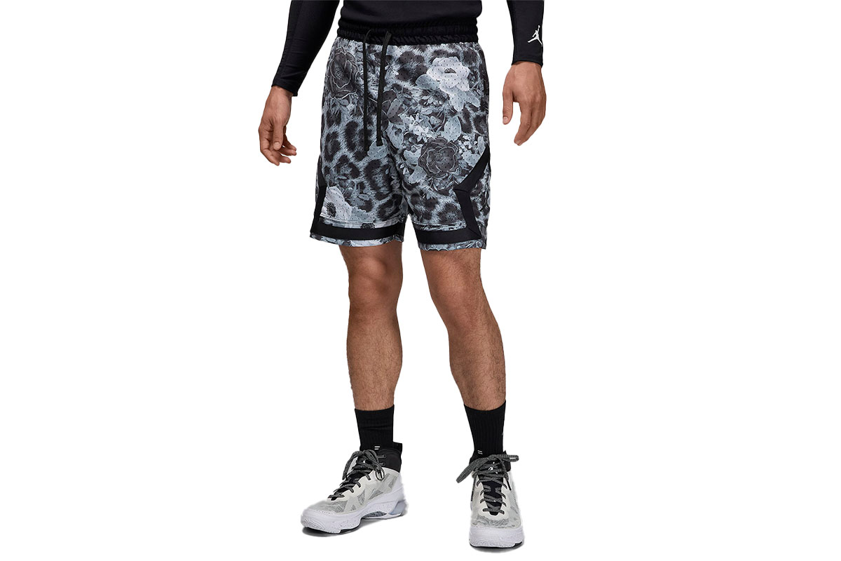 パリサンジェルマン × ジョーダン コラボ パンツ ハーフパンツ S ナイキ パリサンジェルマン コラボ PSG ロゴ ハーフパンツ NIKE (Nike