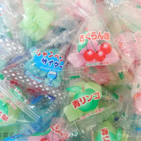 【特価】テトラもちあめミックス500g(約65個)【共親製菓】さくらんぼ・サイダー・青りんご餅アソート駄菓子