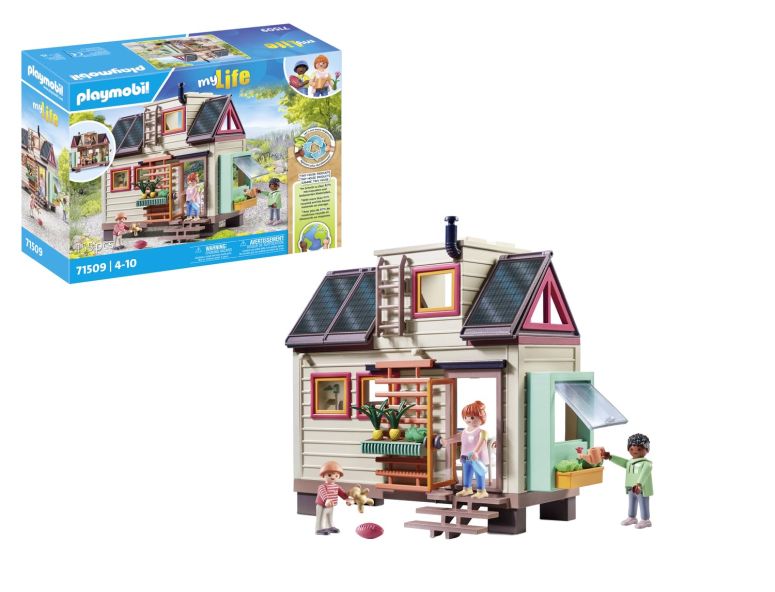 キッチン おままごと 台所 Playmobil Tiny House Pretend Play Toy Playset - 160 Piece Bundle Made with Recycled Material - Includes 3 Mini Figures, Furniture, Kitchen, Attic, Solar Panel Roof & Customizable Decor for Kids 【並行輸入品】