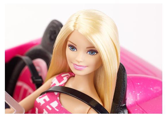 レビューで送料無料 バービー Barbie コンバーチブル ドール パック Convertible And Doll Pack バービー ピンク ラメ キラキラ 車 オープンカー シートベルト オシャレなファッション ドレス シューズ サングラス 正規品 Ihmc21 Com