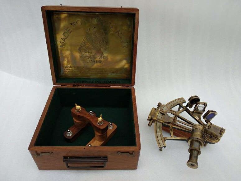 になります 六分儀 真鍮製 真ちゅう 天体観測器機 Sixtant Us Handicrafts 8 Inch Maritime Antiques Marine Captain Sextant