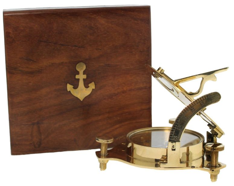 金管楽器製 日晷儀 羅針儀 真ちゅう サンダイアル RedSkyTrader 4\" Brass Sundial Compass with Wooden Box 【並行輸入品】"