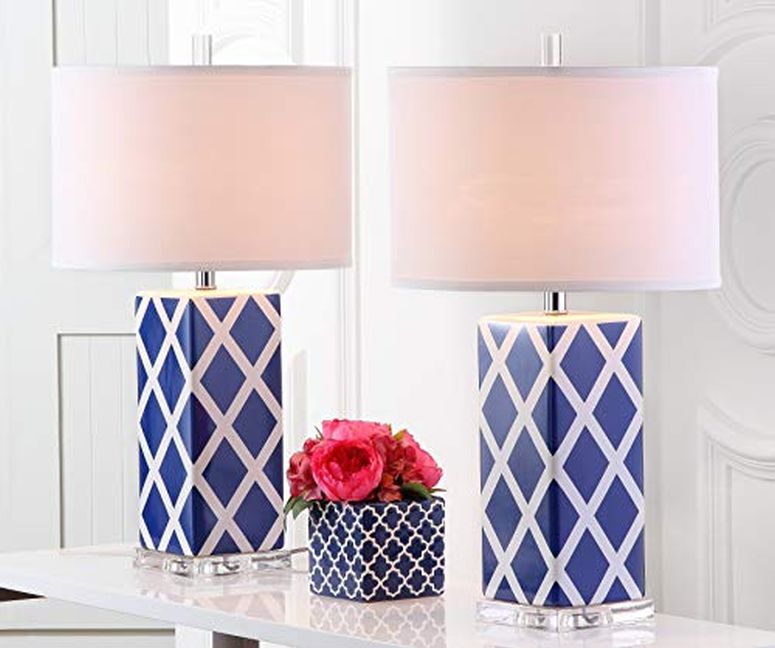 サファヴィヤ safavieh 時刻表照明ランプ サファビヤ サファヴィア SAFAVIEH Lighting Collection Garden Lattice Trellis Modern Contemporary Navy 27-inch Bedroom Living Room Home Office Desk Nightstand Table Lamp Set of 2 (LED Bulbs Includ 【並行輸入品】