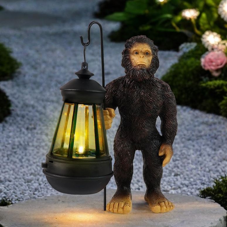 ガーデンライトLEDソーラーライト ソーラーパワー Bigfoot Garden Outdoor Statue, Big Foot Sasquatch Garden Decoration with Solar Light for Outdoor Decor, Garden Sculpture & Statue for Front Porch Patio Yard Lawn Decor, Bigfoot Gift Sa 【並行輸入品】