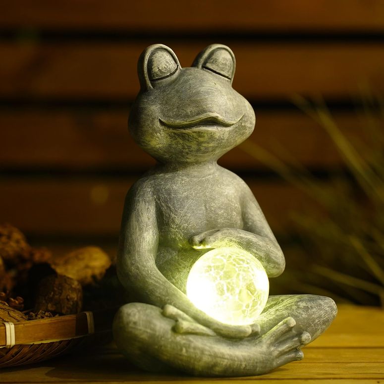 ガーデンライトLEDソーラーライト ソーラーパワー Fashionoda Meditating Yoga Frog Statue with Solar LED Light Ball - 10L x 11.1H Zen Garden Frog Figurines for Home and Garden Decor, Frog Decorations Gift Ideas, Frog Gifts for Women/Mo 【並行輸入品】