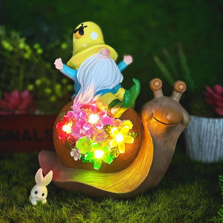ガーデンライトLEDソーラーライト ソーラーパワー Etlemonde Garden Gnome Snail Decor Outdoor Statue Solar Decoration with LED Light Cute Resin Gnome Sculpture Succulent Flower for Patio Lawn Garden 【並行輸入品】
