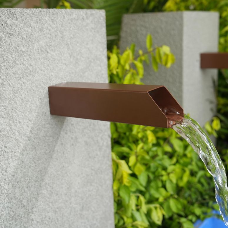 卓上 噴水 滝のオブジェ テーブルトップファウンテン インテリア噴水 Aquadock 2 Inch 316 Stainless Steel Square Outdoor Water Fountain Spout, Waterfall Spillway Scupper with Integrated Spray Baffle for Landscape Decors, Pools, Ponds, W 【並行輸入品】｜MJ-MARKET