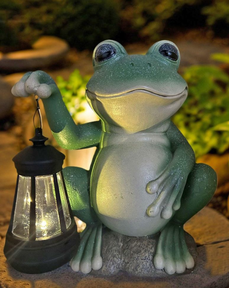 ガーデンライトLEDソーラーライト ソーラーパワー YODY Solar Garden Statues Outdoor Decor- Yard Decorations for Patio, Balcony, Backyard, Lawn Ornaments - Frog Figurines with LED Light- Unique Birthday House Warming Gifts for Women, M 【並行輸入品】