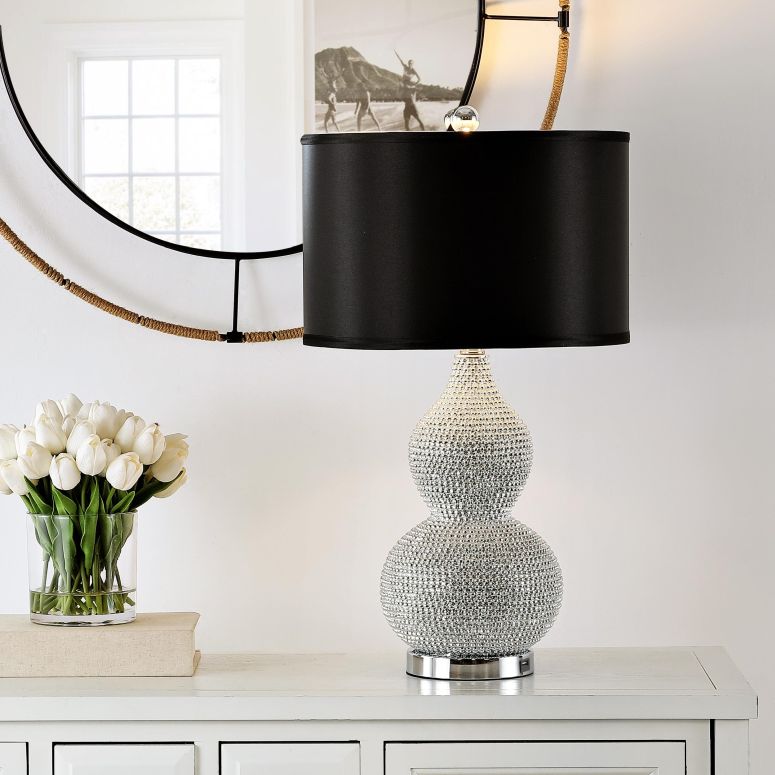 サファヴィヤ safavieh テーブルランプ サファビヤ サファヴィア SAFAVIEH Lighting Collection Nicole Silver/Black Shade Beaded 25-inch Table Lamp Set of 2 with USB Charging Port (LED Bulbs Included) 【並行輸入品】