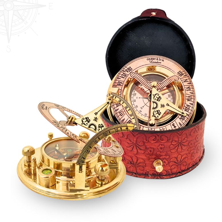 日時計 ANTIQUANA Navigate Your Destiny with Grace: Exquisite Vintage Brass Compass with Leather Case - Your Distinctive Guide Through Life's Adventures (4 Inch) - Use or Gifting 【並行輸入品】