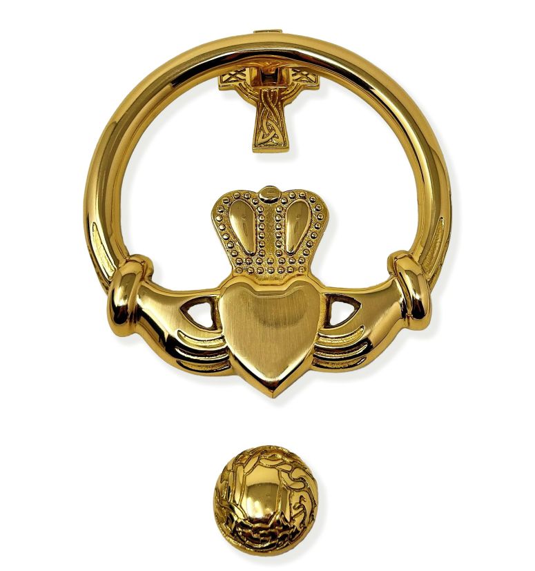ドアノッカー Exclusively Irish Claddagh Door Knocker House Accessory Polished Brass Housewarming Gift 【並行輸入品】