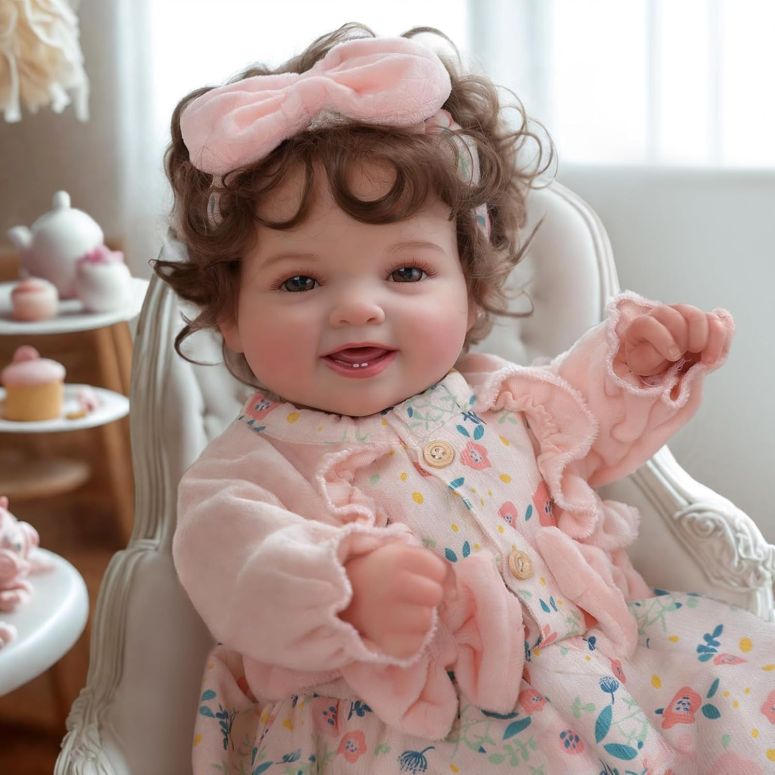 臨床教育 リアル ベビードール 新生児人形 BABESIDE Lifelike Reborn Baby Dolls, 17 Inches Lovely Realistic-Newborn Baby Dolls with Curly Brown Hair, Soft Body Real Life Baby Doll Girl with Gift Box for Kids Age 3+ 【並行輸入品】