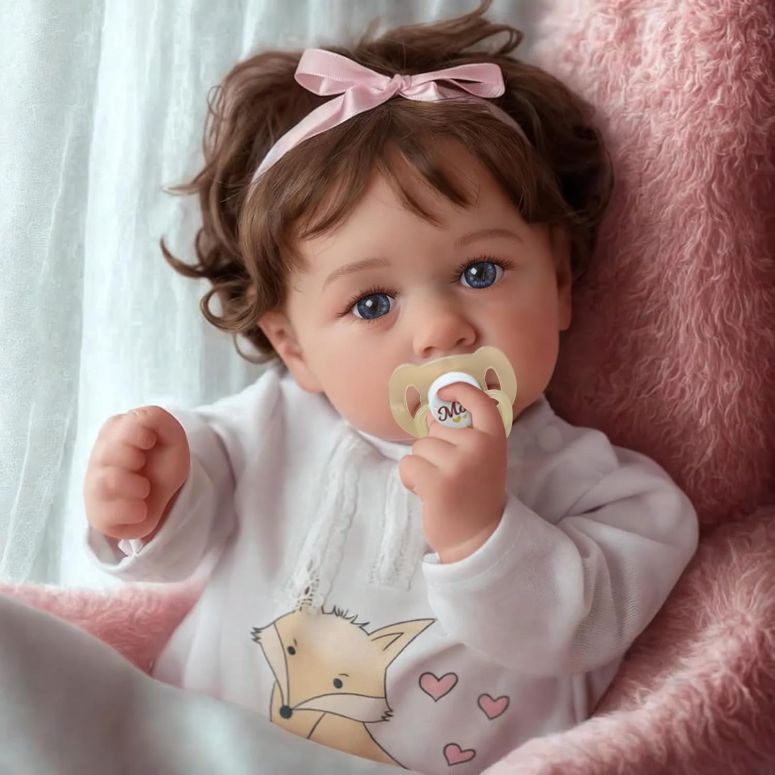 臨床教育 リアル ベビードール 新生児人形 BABESIDE Lifelike Reborn Baby Dolls - 18 Inch Soft Body Realistic-Newborn Baby Dolls Cute Girl Curly Hair Real Life Dolls with Gift Box & Clothes Accessories Set for Kids Age 3+ 【並行輸入品】