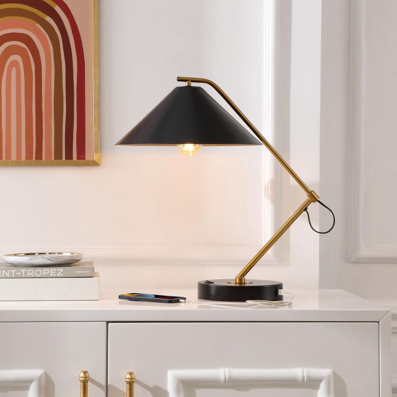 サファヴィヤ safavieh テーブルランプ サファビヤ サファヴィア SAFAVIEH Lighting Collection Moseby Black/Brass 21-inch Table Lamp with USB Charging Port (LED Bulb Included) 【並行輸入品】|MJ-MARKET