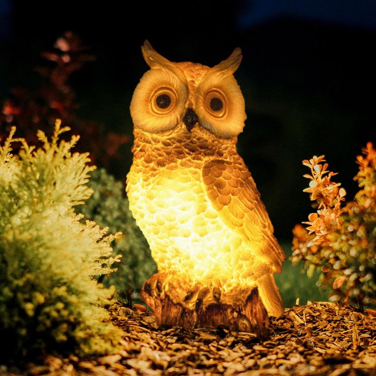 ガーデンライトLEDソーラーライト ソーラーパワー WONDHOME Solar Owl Garden Statues Outdoor Decor Resin Owl Figurine with LED Lights Owl Sculpture for Porch Patio Lawn Yard Decorations Christmas Housewarming Gifts for Women Mom,Brown 【並行輸入品】