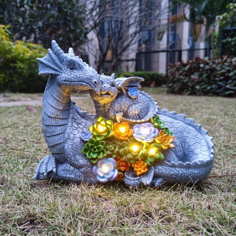 ガーデンライトLEDソーラーライト ソーラーパワー VIOYOUNS Solar Dragon Statue with LED Lights, Dargon Lover Gifts with Succulent and 6 LED Lights for Outdoor,Solar Dragon Decor for Yard, Garden and Patio, Unique Garden Statue for Mom 【並行輸入品】｜MJ-MARKET