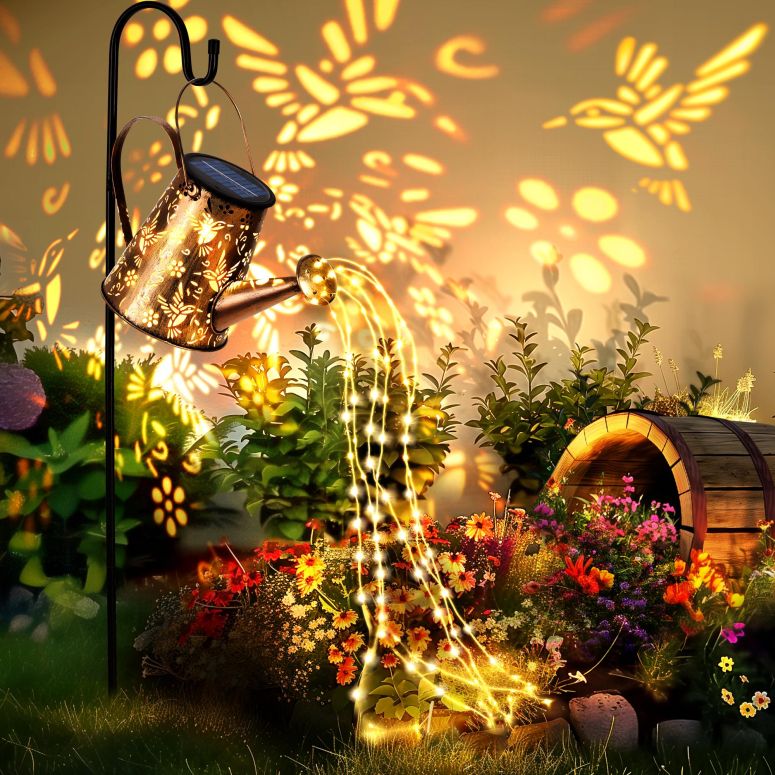 ガーデンライトLEDソーラーライト ソーラーパワー PATIOPIA Solar Lights Outdoor Garden Decor, Large Lanterns Watering Can Lights Gardening Gifts for Mom Women Grandma Birthday, Hanging Lights Outdoor Decoration for Yard Porch Patio Ba 【並行輸入品】