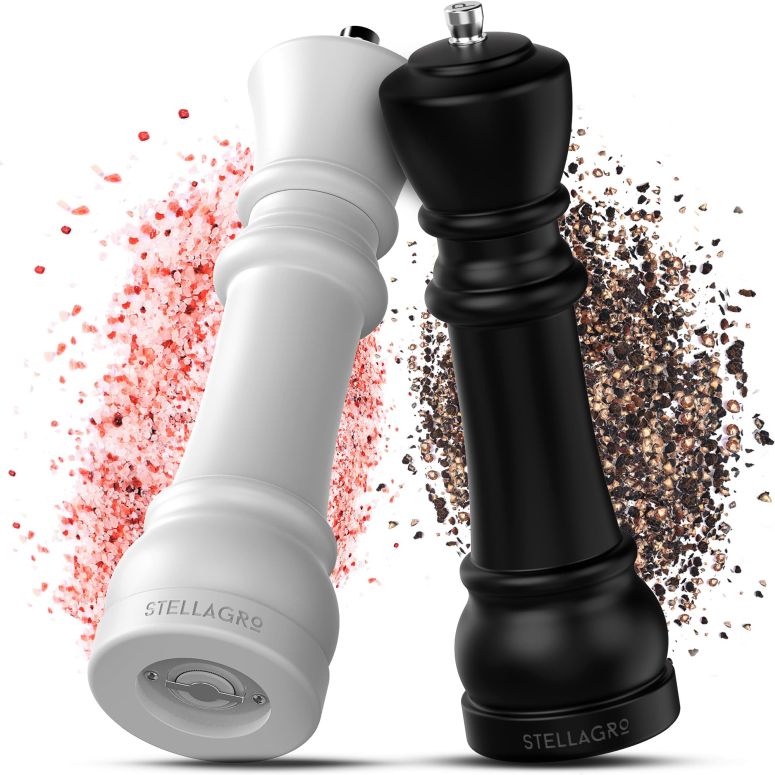 チェスセット Wooden Salt and Pepper Grinder Set ? Chess-Inspired Rubberwood Salt Grinder and Pepper Mill Shakers Set with Ceramic Burr in Gift Box 【並行輸入品】