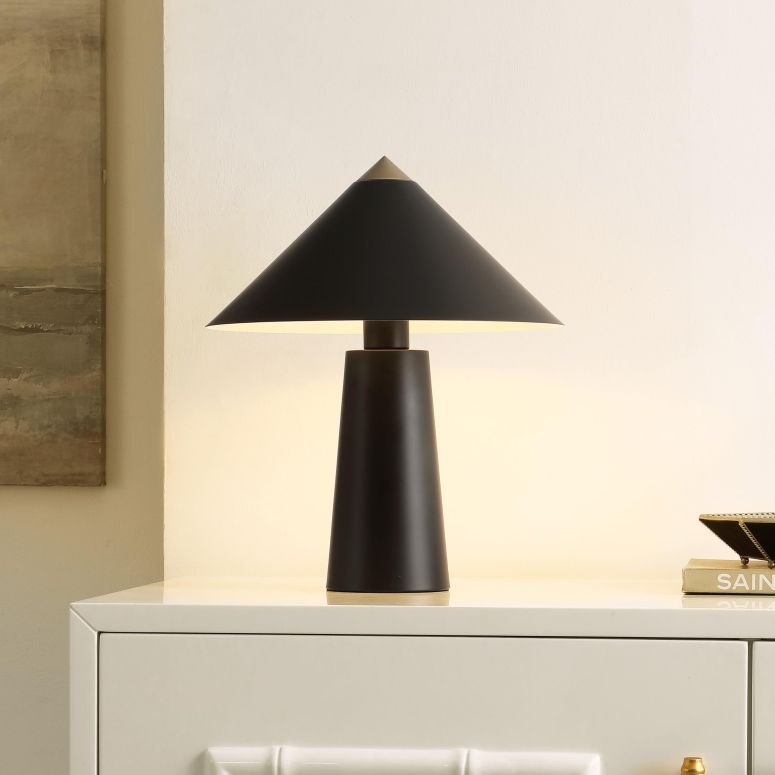 サファヴィヤ safavieh テーブルランプ サファビヤ サファヴィア SAFAVIEH Lighting Collection Syuna Black/Gold 17-inch Table Lamp (LED Bulb Included) 【並行輸入品】