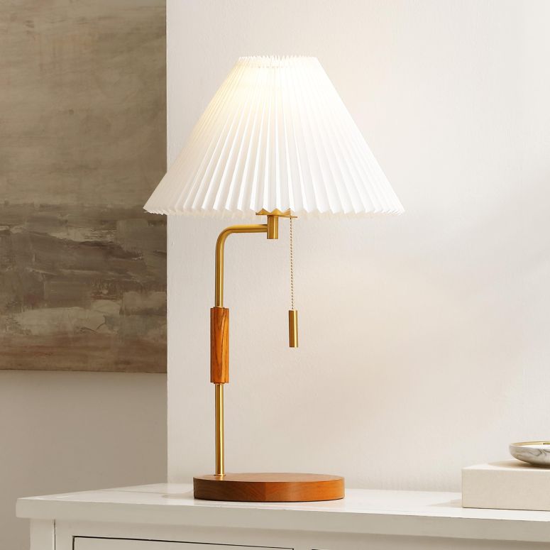 サファヴィヤ safavieh テーブルランプ サファビヤ サファヴィア SAFAVIEH Lighting Collection Jonah Wood Finish 24-inch Table Lamp (LED Bulb Included) 【並行輸入品】