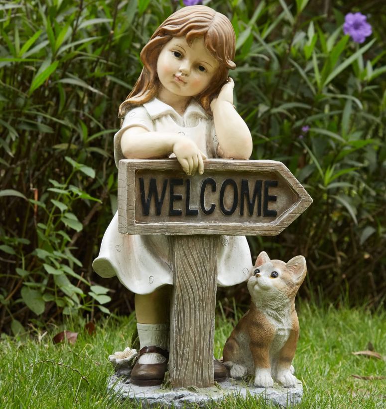 庭園点火装置LEDソーラー点火装置 ソーラー力強さ Floryden Girl Garden Statue with Solar LED Lights, Solar Girl Welcome Sign with Cat Garden Statue for Outdoor Decor, Porch, Patio, Yard Art Decorations, Polyresin 17.3 inch 【並行輸入品】