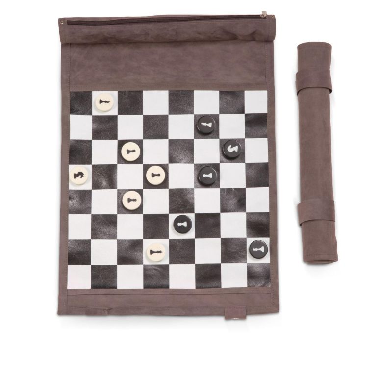 チェス仕かける Bey Berk Roll Up Chess Set 17 x 0.5 x 12.5” (LxWxH) Portable Travel Chess Set with 32 Pieces, Grey Suede Roll Up Chess Board Mat with Zipper and Snap Closure 【並行輸入品】 チェス-ファミリートイ・ゲーム