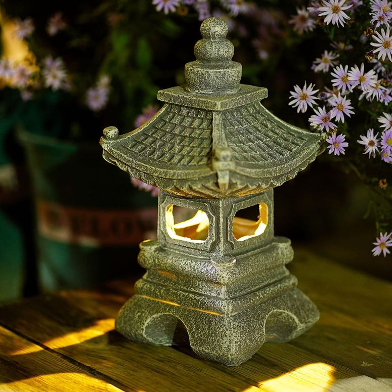 ガーデンライトLEDソーラーライト ソーラーパワー Solar Pagoda Lantern Garden Statue Japanese Zen Lantern Outdoor Decor with LED Light for Landscape Balcony Patio Porch Yard Art Ornament 【並行輸入品】