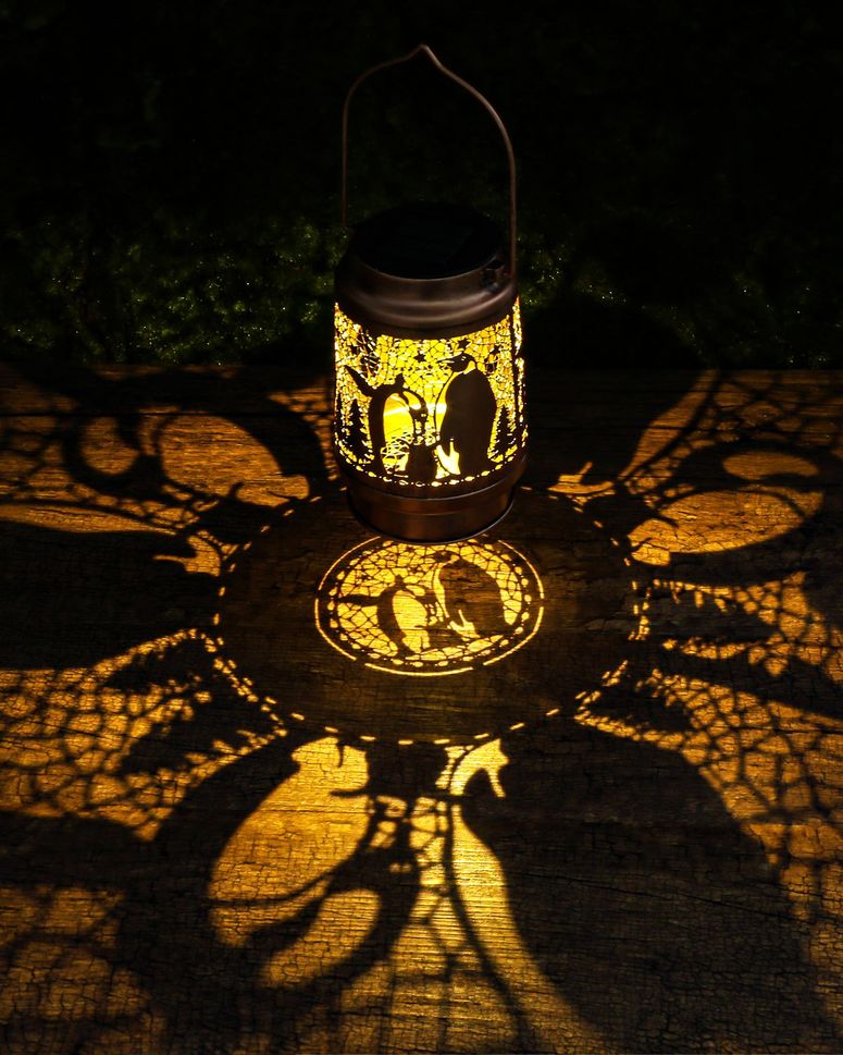 ガーデンライトLEDソーラーライト ソーラーパワー LIRAVENO Penguin Gifts for Women - Solar Lights Outdoor Waterproof Metal Hanging Lantern Decorative Led Lighting Lamp Yard Garden Patio Lawn Tabletop Porch Decor Birthday Gift for Mom 【並行輸入品】｜MJ-MARKET
