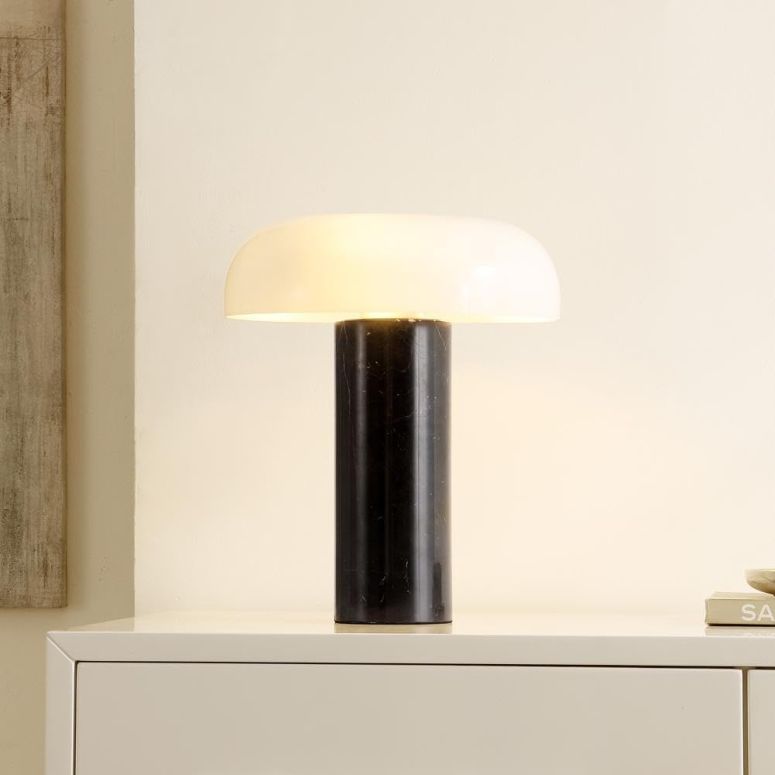 サファヴィヤ safavieh テーブルランプ サファビヤ サファヴィア SAFAVIEH Lighting Collection Reiss Modern Black Dome 15-inch Mushroom Table Lamp, Ideal for Living Room, Bedroom, Nightstand, Home Office, Dorm (LED Bulb Included) 【並行輸入品】