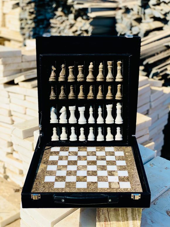 チェスセット 15-Inch Handcrafted Marble Chess Set with Black Faux Leather Gift Box ? Premium Stone Chess Board & Pieces (Grey White) 【並行輸入品】｜MJ-MARKET 42,360円