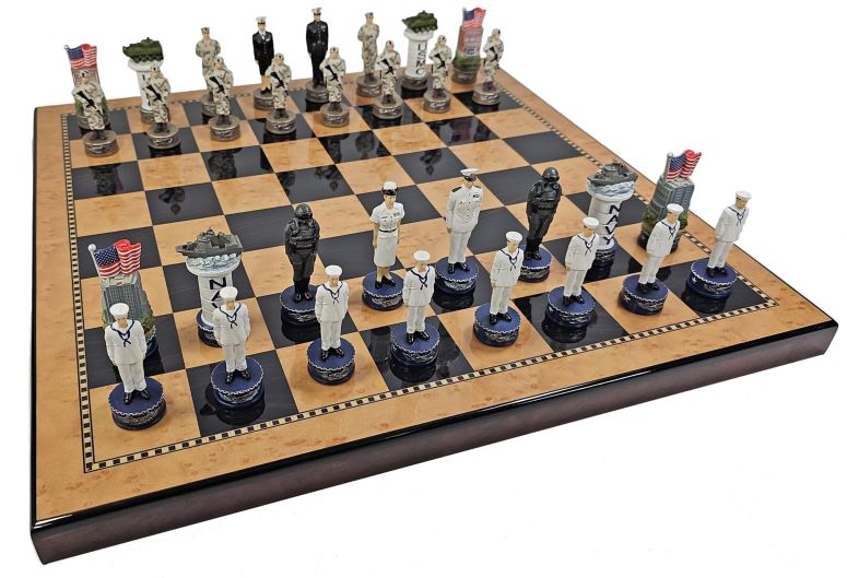 チェスセット US Military Navy vs Marines Chess Men Set with 18 inch Walnut Color Board 【並行輸入品】