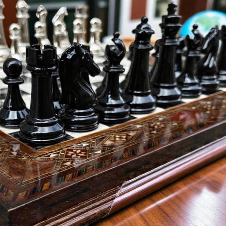 チェスセット Chess Set for Adults Handmade Staunton Chessmen Hand Carved Metal Classic Chess Pieces and Solid Inlaid Wooden Chess Board Gift for Dad, Husband, Birthday 【並行輸入品】 46,080円
