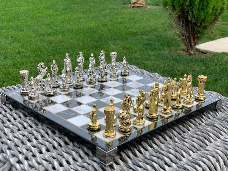 チェスセット Decorative Chess Set Historcal Crusaders Brass Chess Pieces Handmade Game Wooden Chess Board, Gift Idea for Dad, Husband, Son and Anyone for Birthday 【並行輸入品】|MJ-MARKET