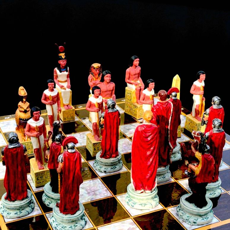 チェスセット Ancient Egyptian vs Roman Chess Set ? 14.5\