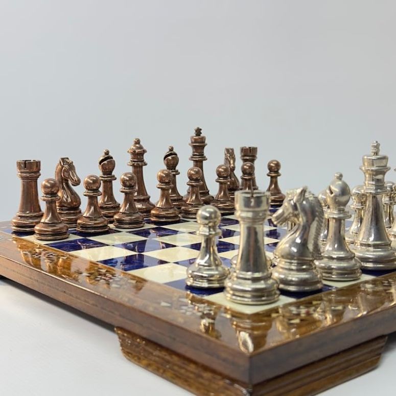 チェスセット Handmade Metal Chess Set for Adult Staunton Chess Figures Hand Carved Bronze Chess Pieces with Solid Walnut Inlaid Wood Chess Board Gift Idea for Dad, Birthdays, Anniversary 【並行輸入品】 43,680円