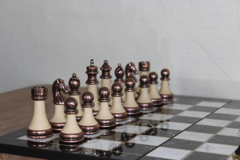 チェスセット Luxury Premium Chess Set XL Chess Pieces Handmade Chess Game with Premium Quality Metal Chess Pieces and Wooden Chess Board 16" Gift Idea for Dad, Husband and Anniversary 【並行輸入品】｜MJ-MARKET